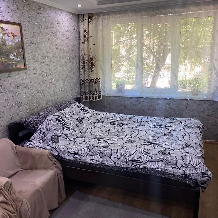 Квартира На Проспекті Uzhhorod Εξωτερικό φωτογραφία